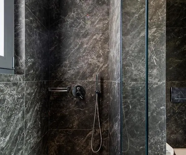 Grand Blue * Lakhania