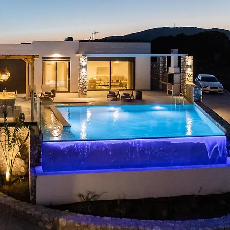 Grand Blue Villa *